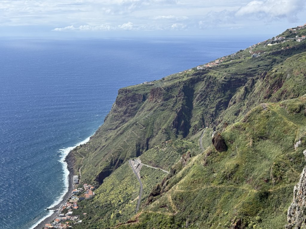 Photo in Pico dos Bodes Caminho da Faveira Raposeira do Serrado Raposeira Faj? da Ovelha Calheta Madeira 9370-529 Portugal