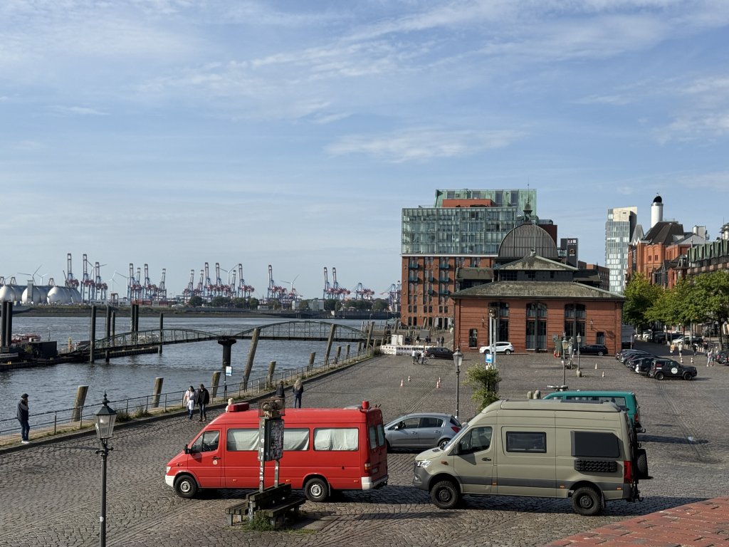 Photo in Fischmarkt Altona Altona-Altstadt Altona Hamburg 20359 Germany