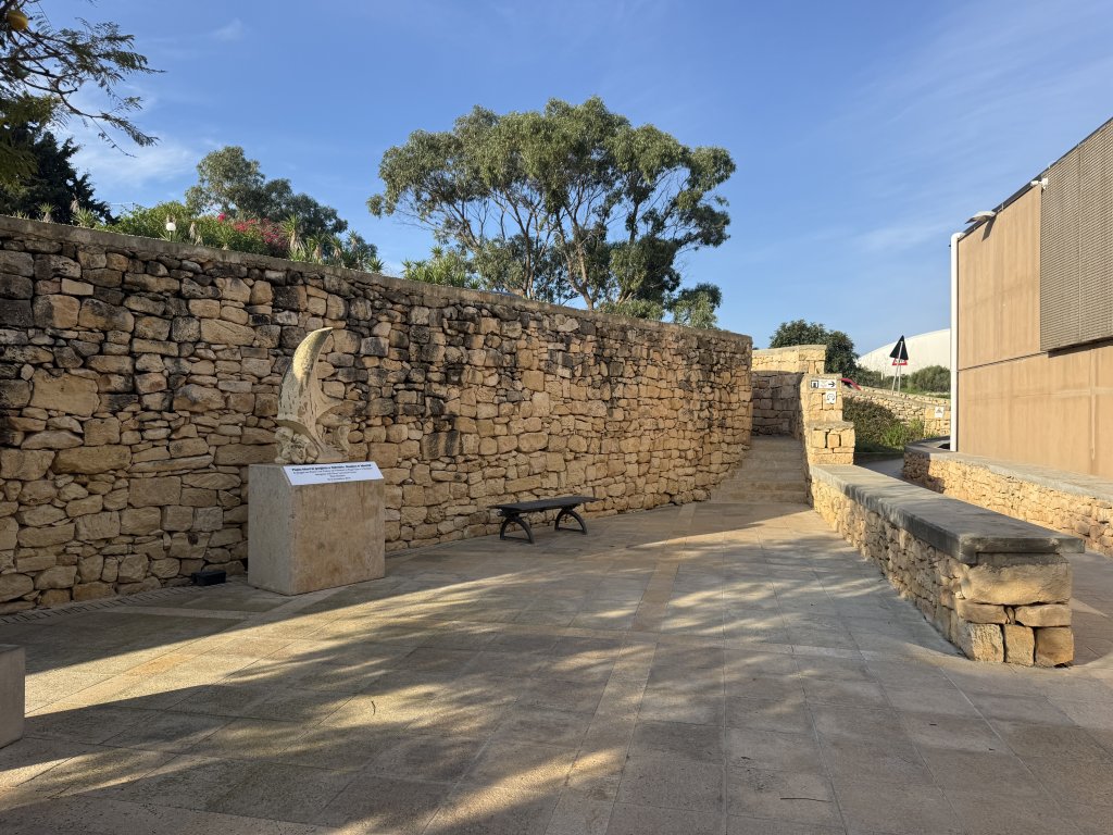 Photo in Il-Park Arkeologiku ta Hagar Qim u l-Imnajdra Triq il-Panorama Qrendi Western Region QRD 3043 Malta