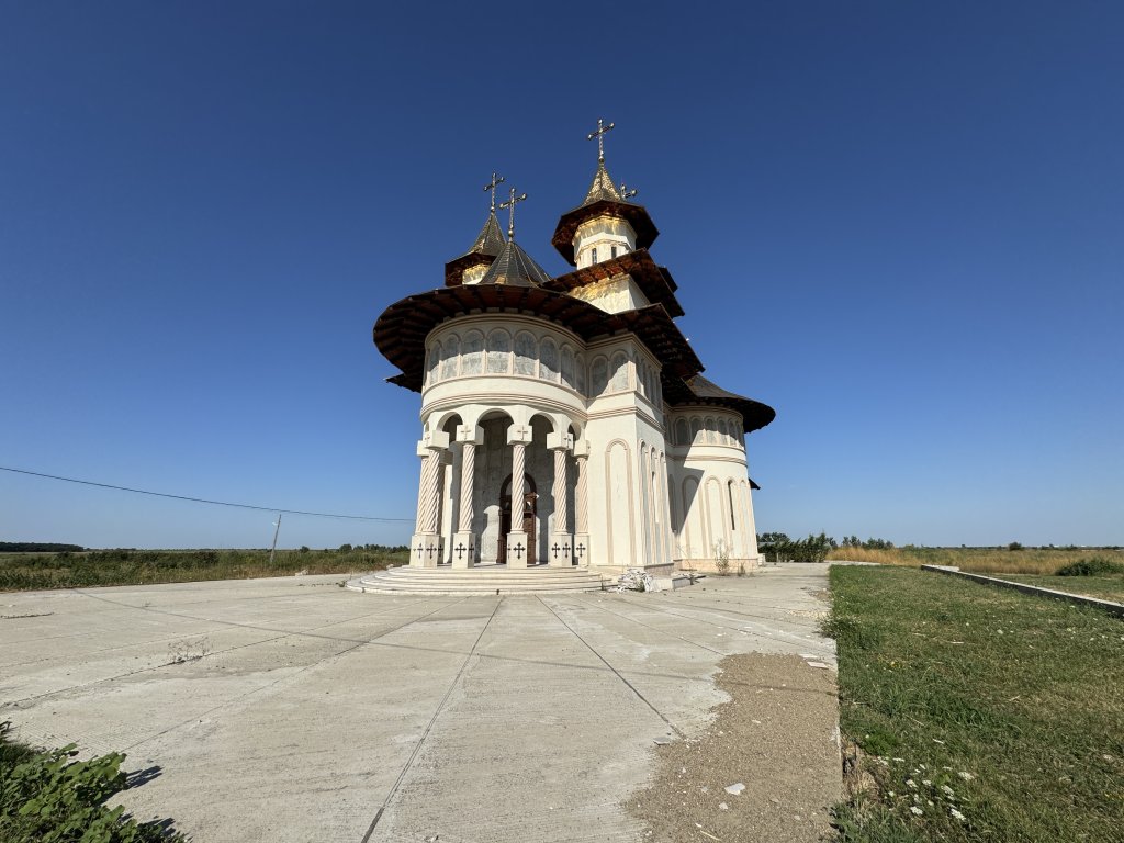 Photo in DJ205R Slobozia Ciorasti Vrancea 627315 Romania